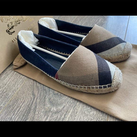 Burberry Brit Hodgeson Espadrilles - Picture 4 of 9